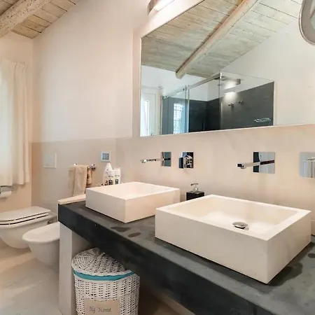 Villa [villa Sul Mare] Con Piscina E Jacuzzi Privata *