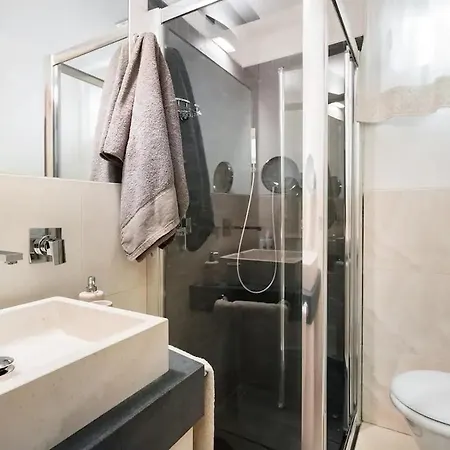 Sul Mare Con Piscina E Jacuzzi Privata